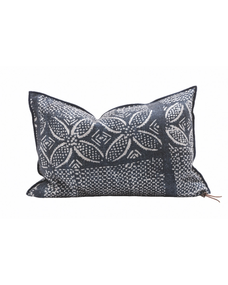 Coussin Vice Versa Toile In & Outdoor Bogolan Indigo, Maison de Vacances