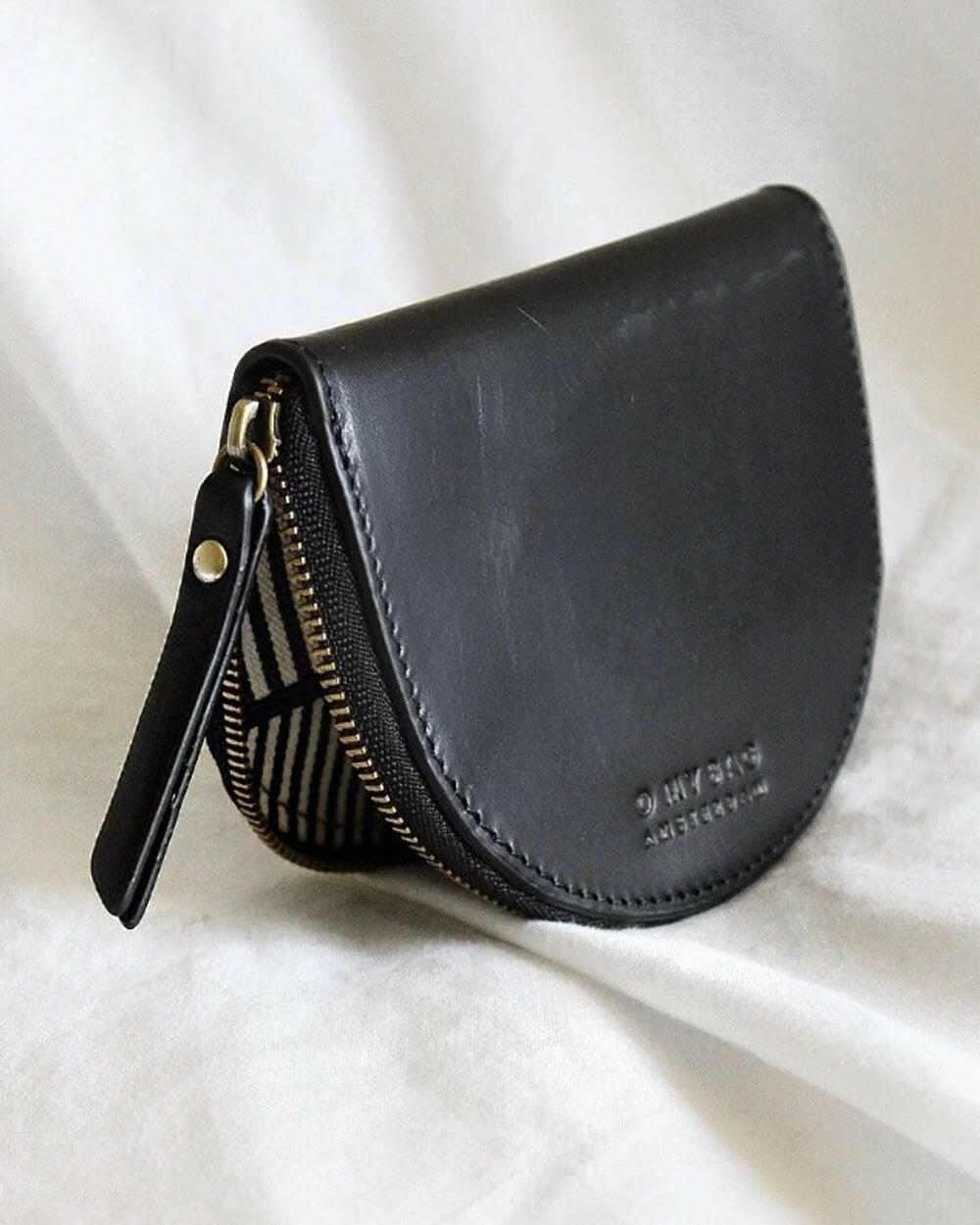 Laura half-moon mini wallet, Black