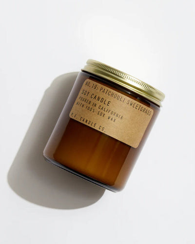 Bougie No. 19 Patchouli Sweetgrass 200ml, P.F. Candle  Co.