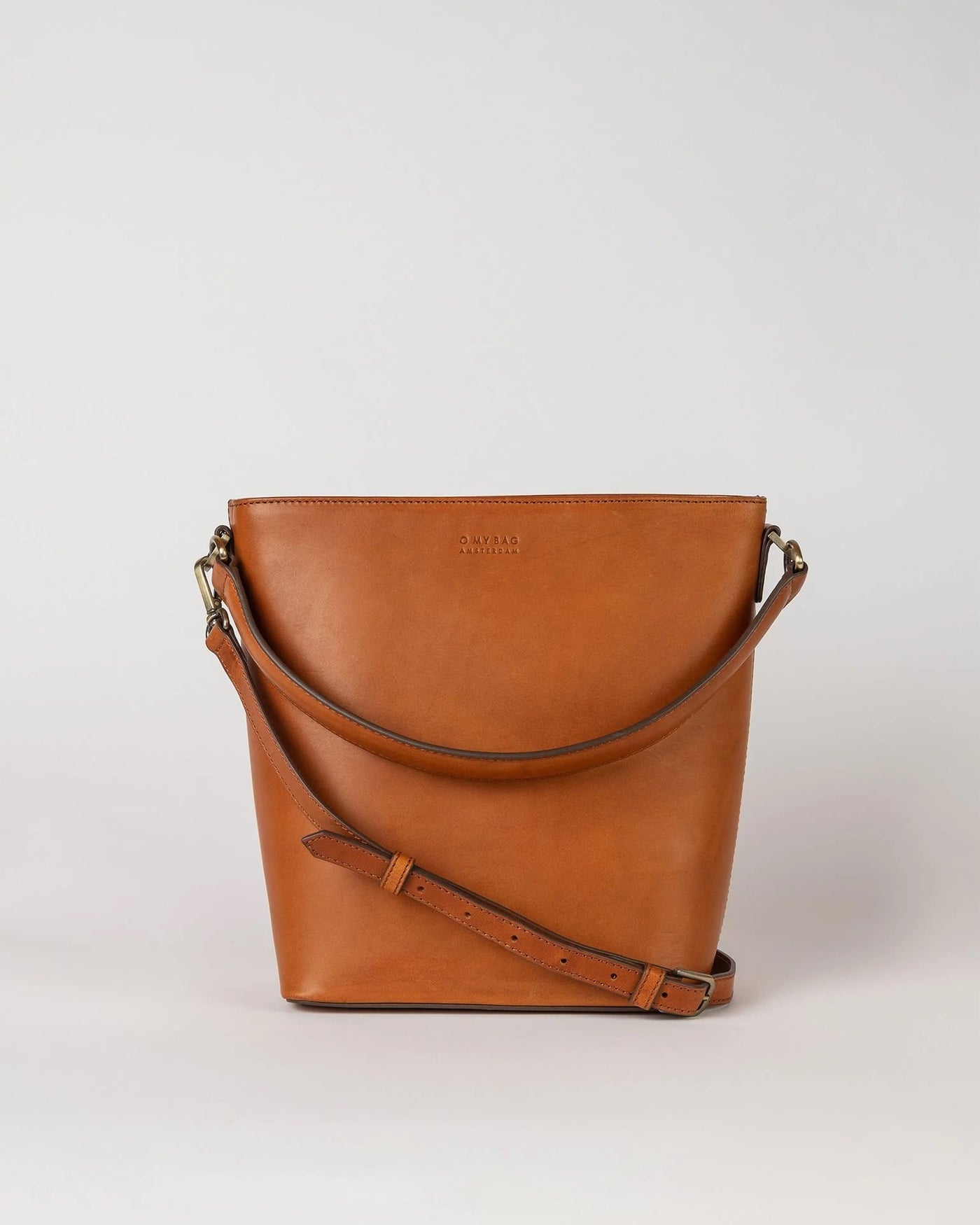 Bobbi Bucket Bag Midi, Cognac